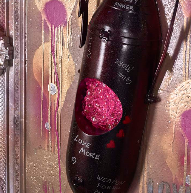 Love Bomb - Pink Hearts