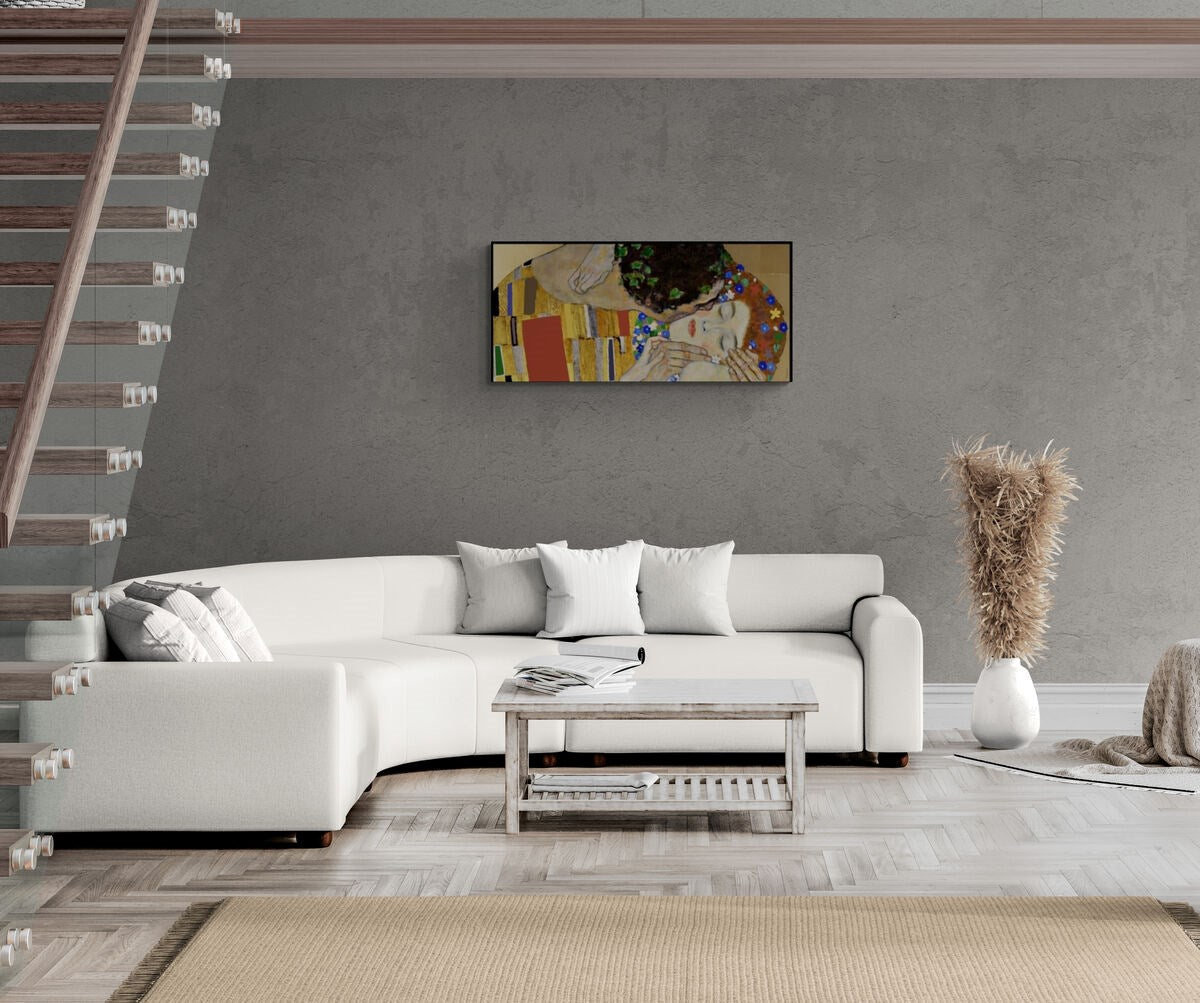 The Golden Embrace (Roomset)