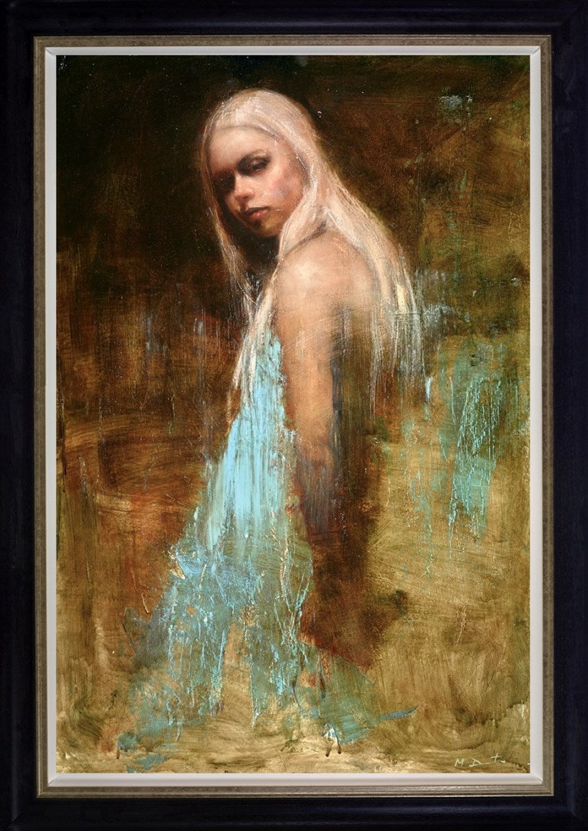 Ivy Standing II (Framed)