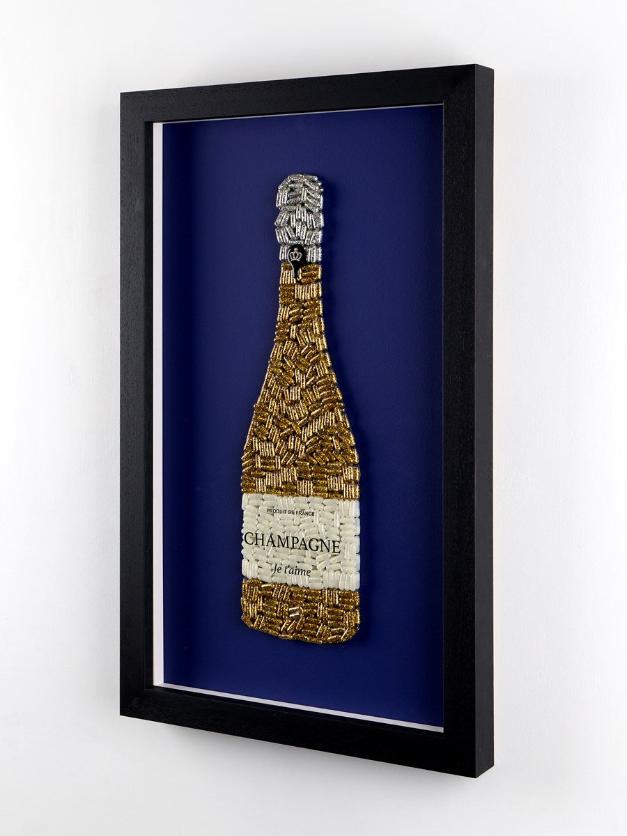 Champagne Je T'aime (Right)